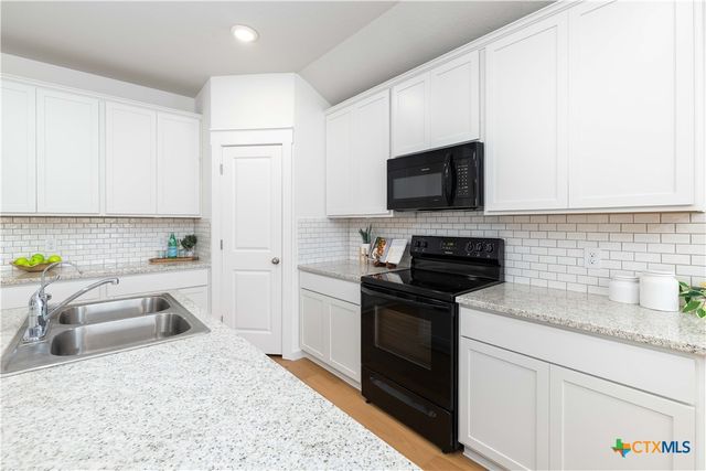 3642 Twin Dish Way, New Braunfels, TX 78130