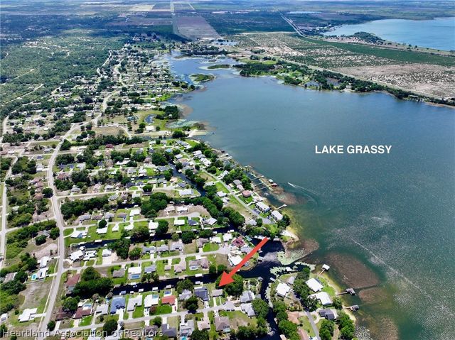 136 Forever Avenue, Lake Placid, FL 33852