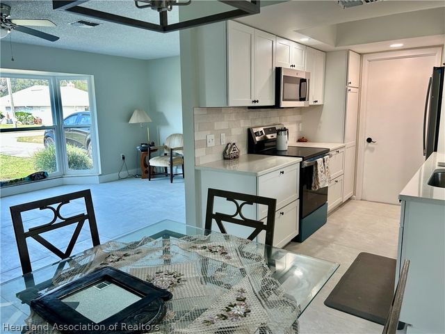 136 Forever Avenue, Lake Placid, FL 33852