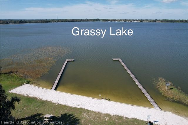 136 Forever Avenue, Lake Placid, FL 33852