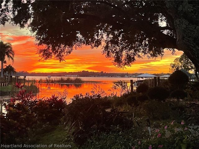 136 Forever Avenue, Lake Placid, FL 33852