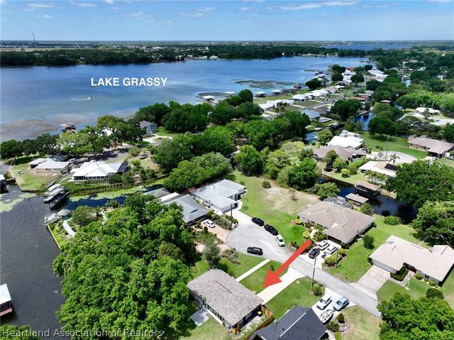 136 Forever Avenue, Lake Placid, FL 33852