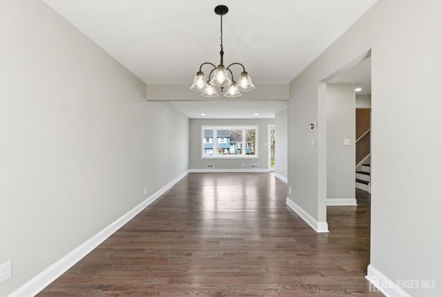 215 Oakmanor Parkway, South Plainfield, NJ 07080