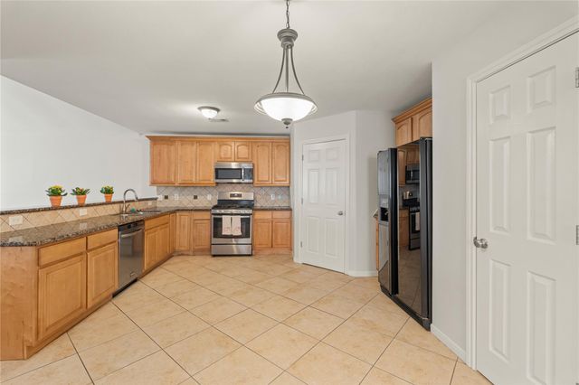 5935 Wildbriar Lane, Richmond, TX 77469