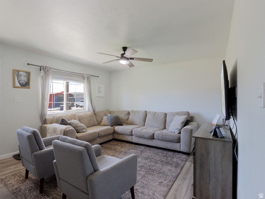 Image 20 of property listing at 918 S 190 E, Panguitch, UT 84759