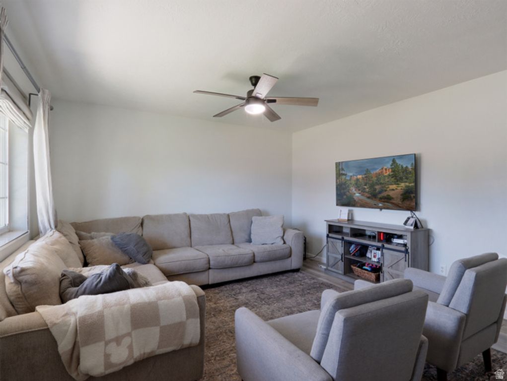 Image 22 of property listing at 918 S 190 E, Panguitch, UT 84759