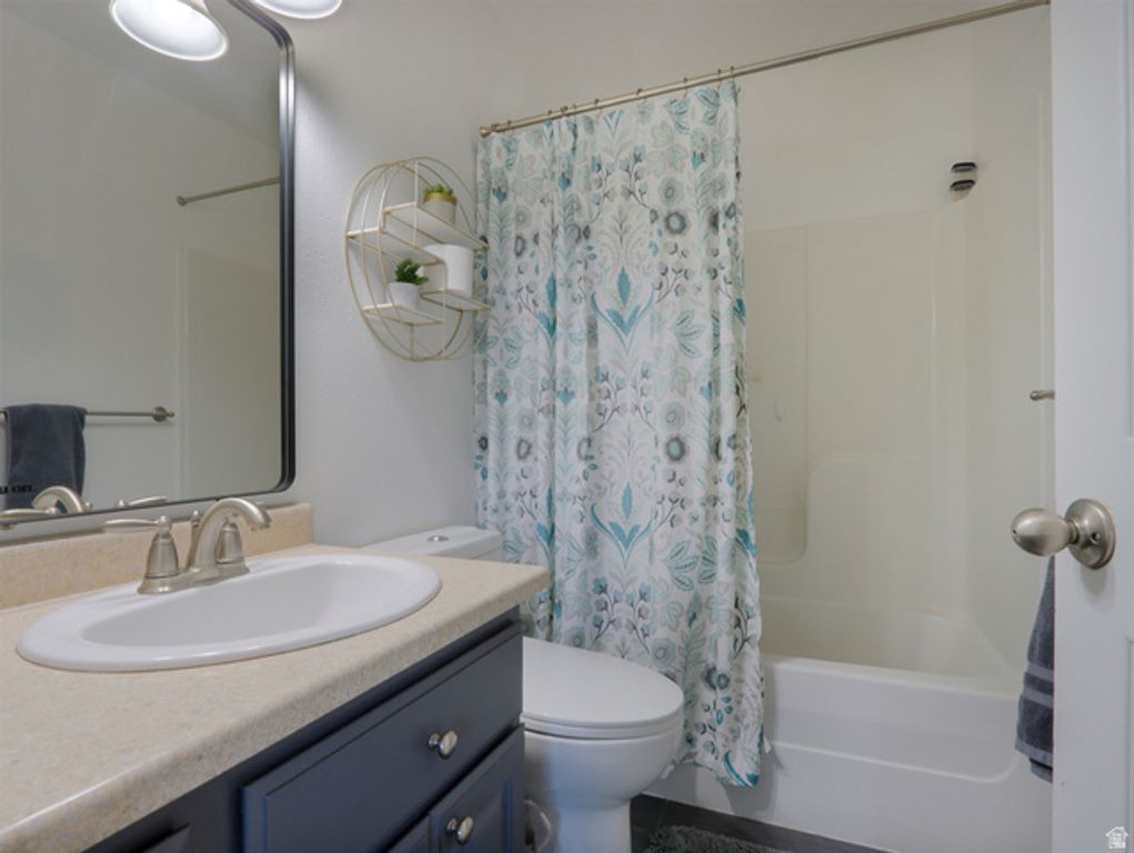Image 41 of property listing at 918 S 190 E, Panguitch, UT 84759