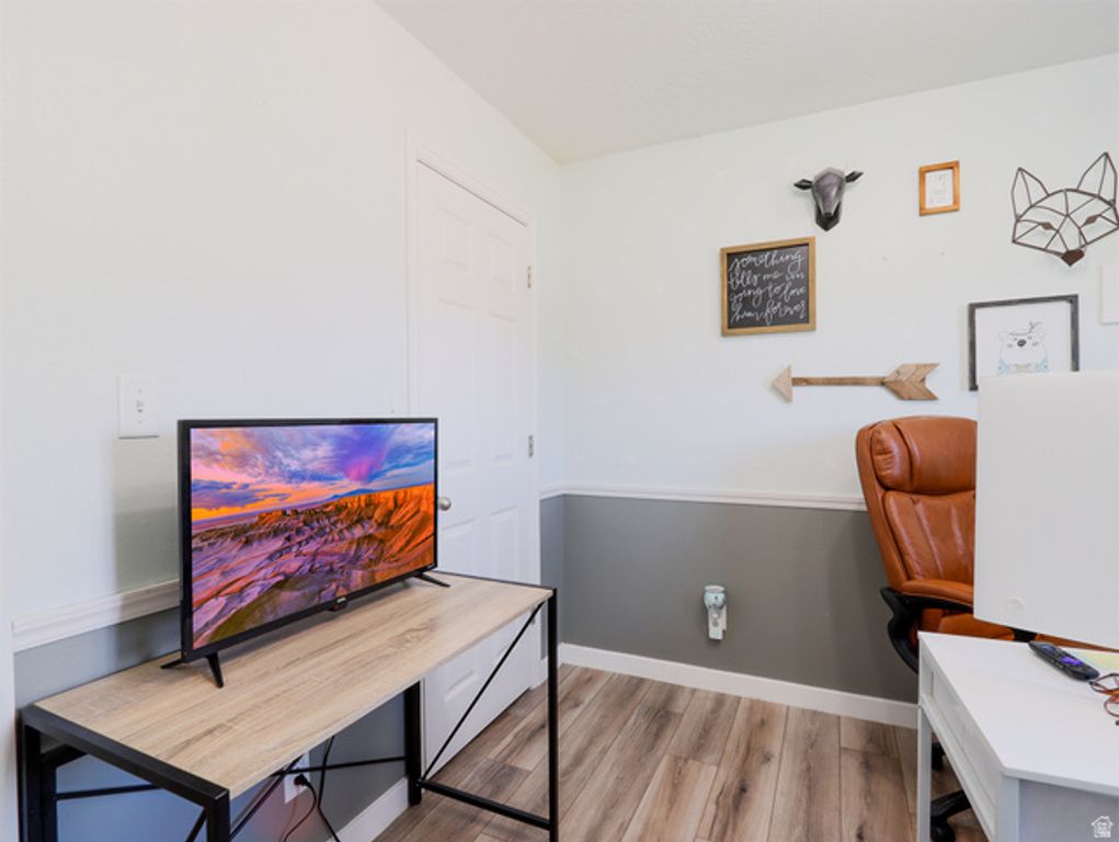 Image 43 of property listing at 918 S 190 E, Panguitch, UT 84759