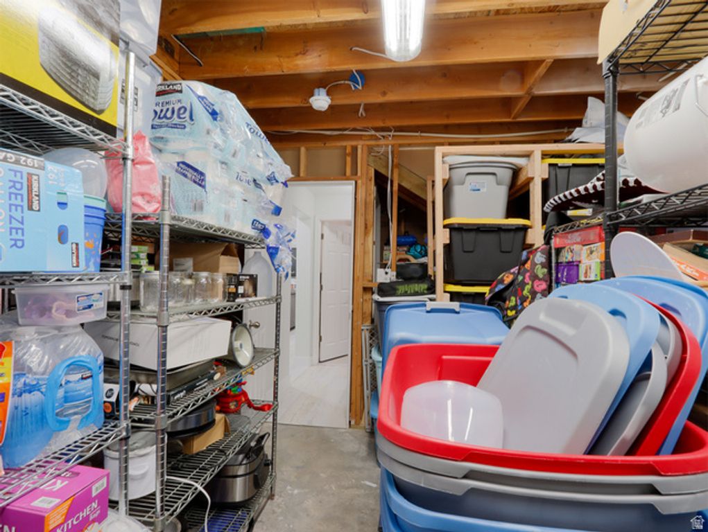 Image 62 of property listing at 918 S 190 E, Panguitch, UT 84759