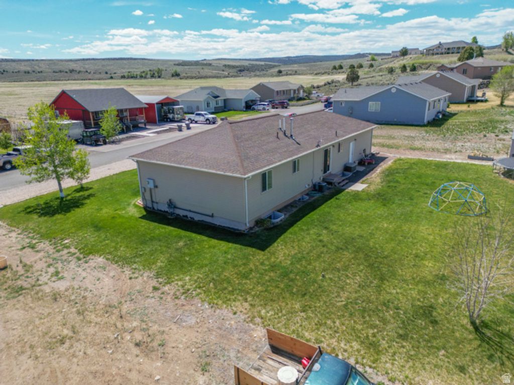 Image 9 of property listing at 918 S 190 E, Panguitch, UT 84759