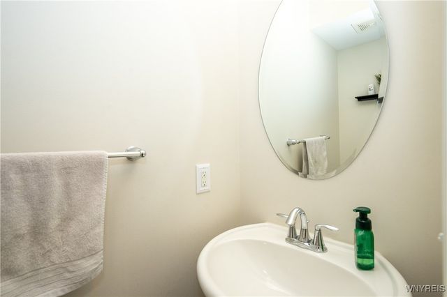 21 Jordy Court, Hamburg, NY 14075