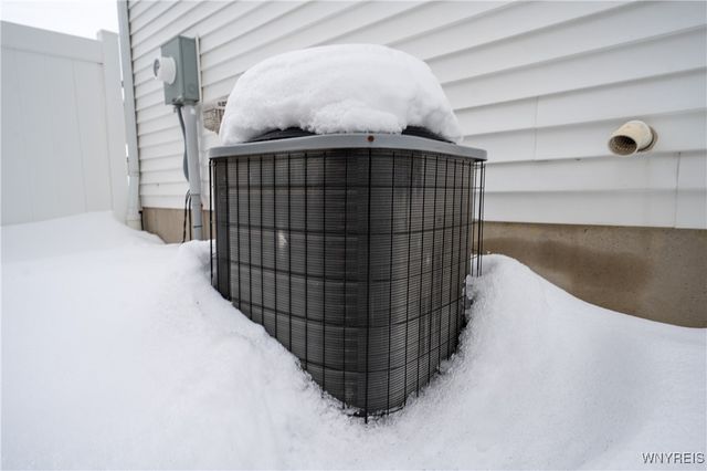 21 Jordy Court, Hamburg, NY 14075