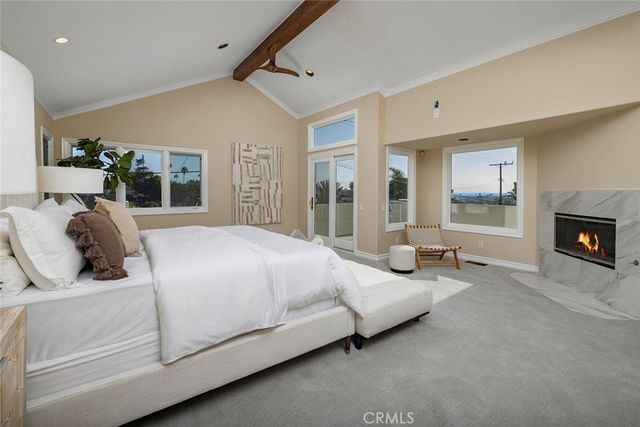 332 Holmwood Drive, Newport Beach, CA 92663