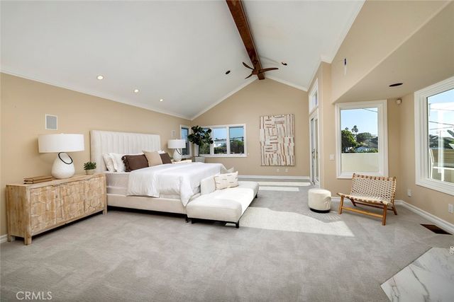 332 Holmwood Drive, Newport Beach, CA 92663