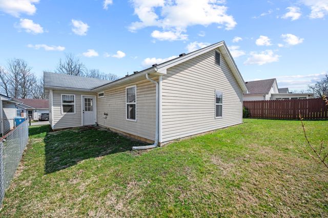 121 Plantation Drive, Lawrenceburg, KY 40342