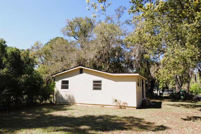 2024 Dixie Avenue, Eustis, FL 32726