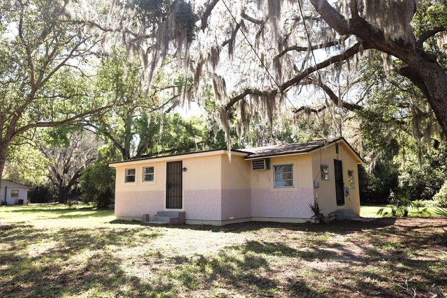 2024 Dixie Avenue, Eustis, FL 32726