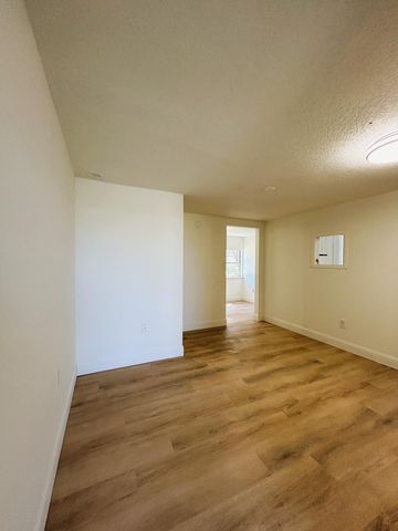 2024 Dixie Avenue, Eustis, FL 32726