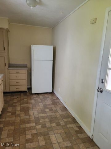 4176 W 143rd Street, Cleveland, OH 44135