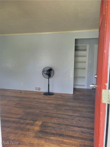 4176 W 143rd Street, Cleveland, OH 44135