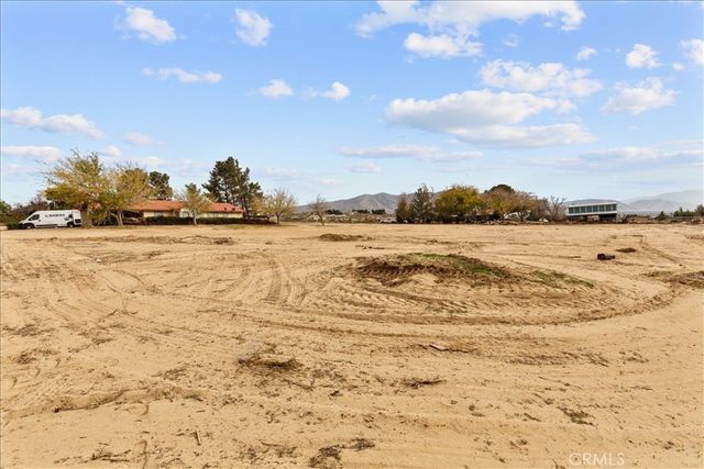 20575 Lupine Street, Apple Valley, CA 92308
