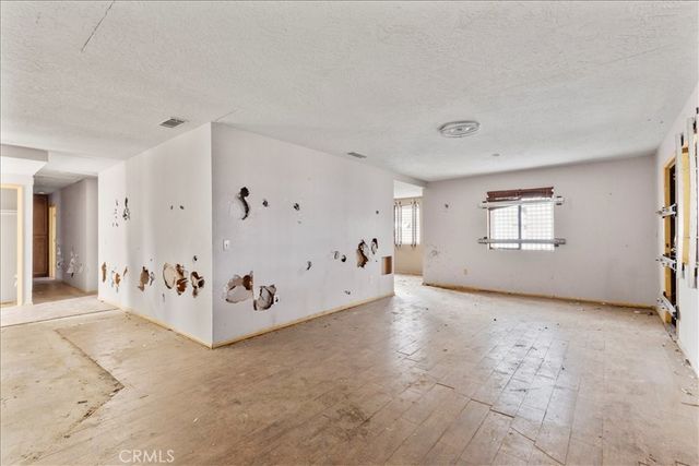 20575 Lupine Street, Apple Valley, CA 92308