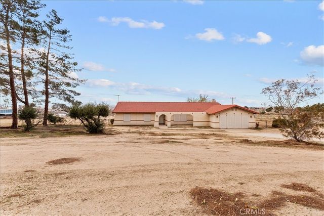 20575 Lupine Street, Apple Valley, CA 92308