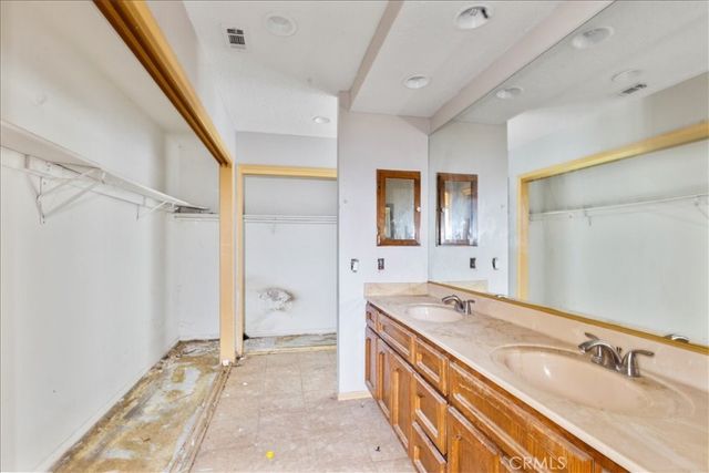 20575 Lupine Street, Apple Valley, CA 92308