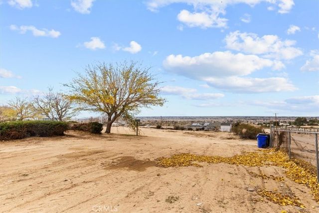 20575 Lupine Street, Apple Valley, CA 92308