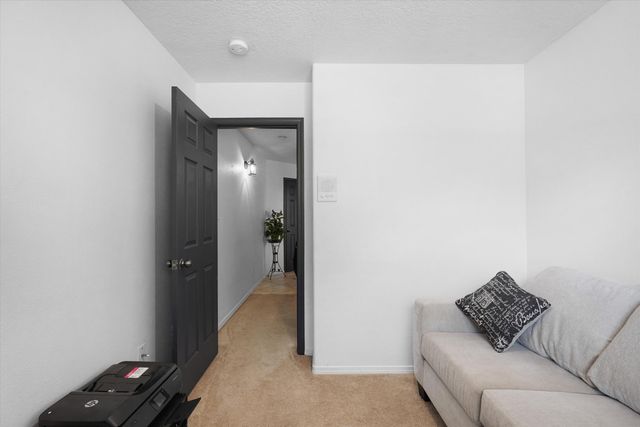 7216 Via Contenta NE, Albuquerque, NM 87113