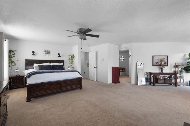 7216 Via Contenta NE, Albuquerque, NM 87113