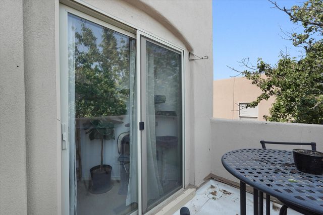 7216 Via Contenta NE, Albuquerque, NM 87113