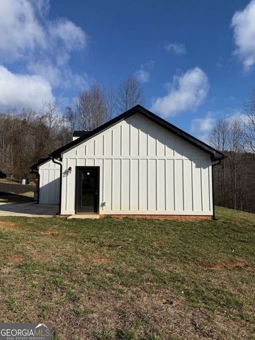 270 Meadow Crest Drive, Cleveland, GA 30528