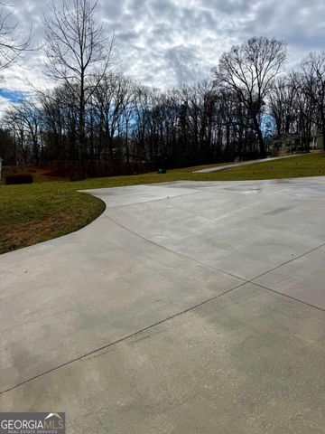 270 Meadow Crest Drive, Cleveland, GA 30528