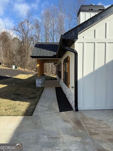 270 Meadow Crest Drive, Cleveland, GA 30528