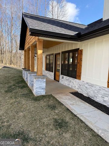 270 Meadow Crest Drive, Cleveland, GA 30528