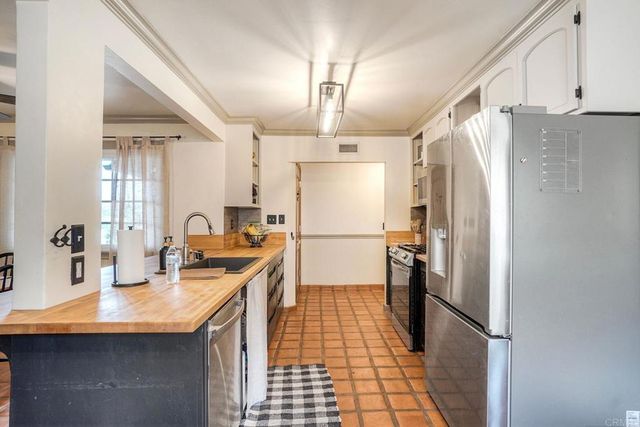 13833 Los Coches Road E, El Cajon, CA 92021