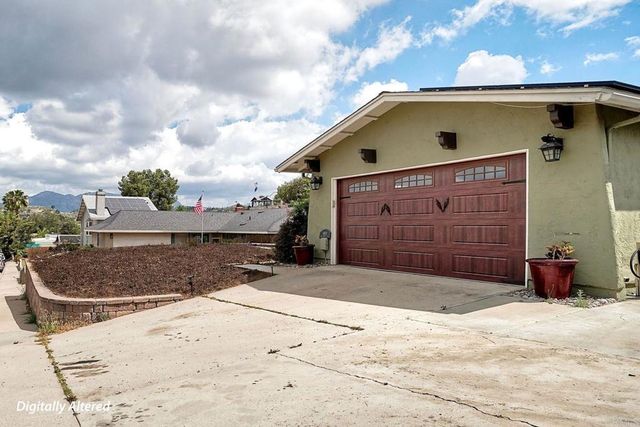 13833 Los Coches Road E, El Cajon, CA 92021
