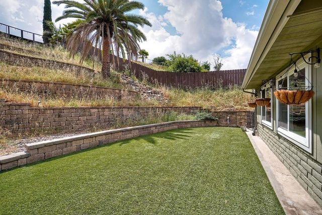 13833 Los Coches Road E, El Cajon, CA 92021