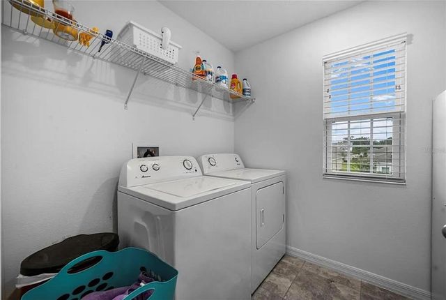 535 DARSHIRE AVENUE, Eustis, FL 32736