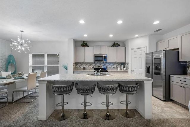 535 DARSHIRE AVENUE, Eustis, FL 32736