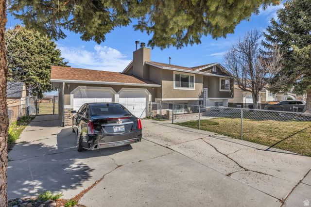 5364 W WOODLEDGE AVE, West Valley City, UT 84120