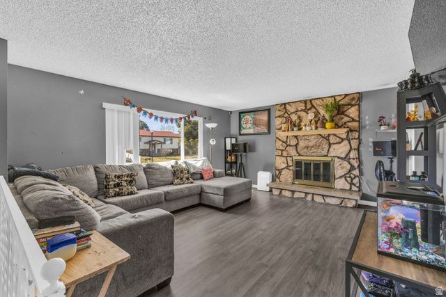 5364 W WOODLEDGE AVE, West Valley City, UT 84120