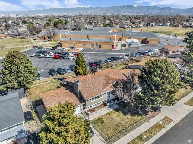 5364 W WOODLEDGE AVE, West Valley City, UT 84120
