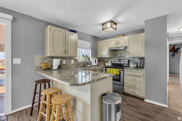 5364 W WOODLEDGE AVE, West Valley City, UT 84120