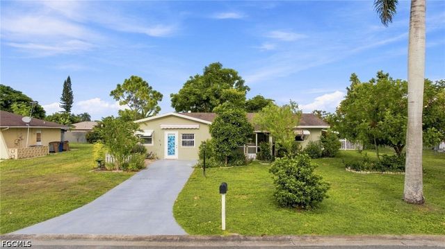 108 Contee DR, Lehigh Acres, FL 33936