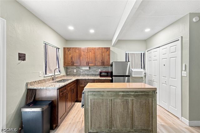 108 Contee DR, Lehigh Acres, FL 33936