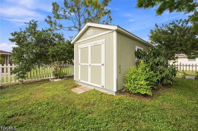 108 Contee DR, Lehigh Acres, FL 33936