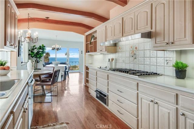 417 Via Almar, Palos Verdes Estates, CA 90274