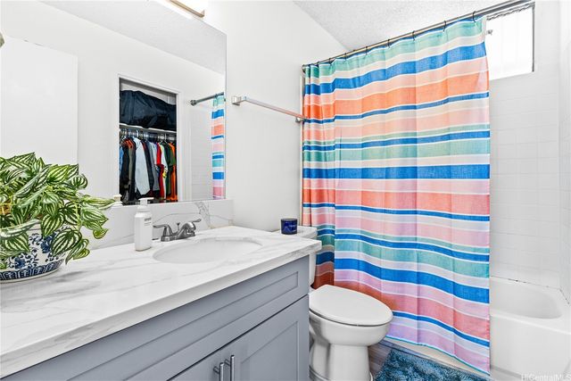 95-045 Waikalani Drive G401, Mililani, HI 96789